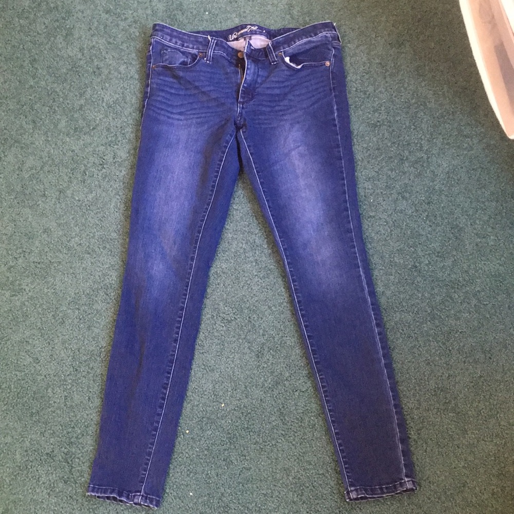 Universal Thread mid rise skinny jeans